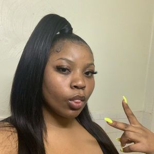 Meet your Posher, Aiyhanna